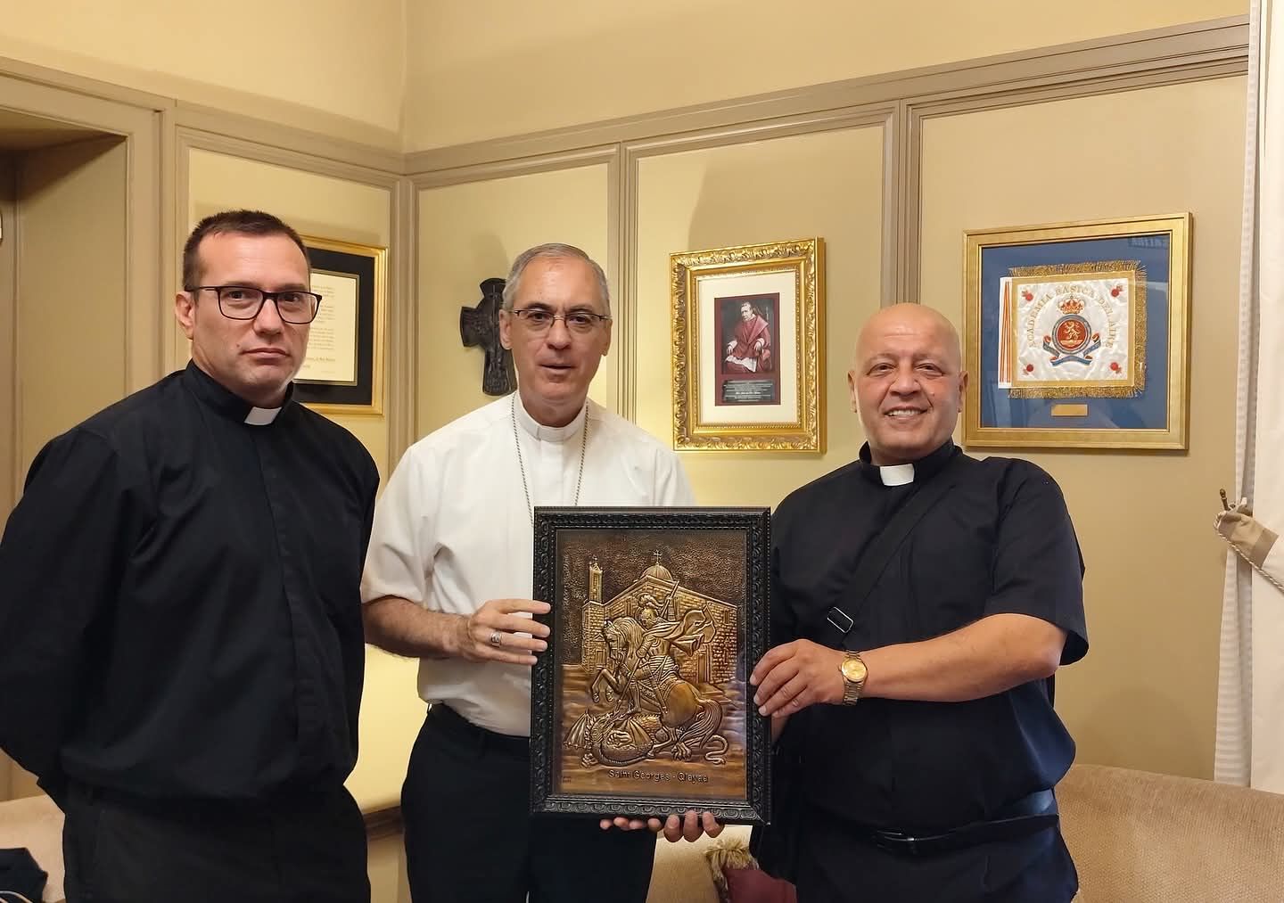 visitar al arzobispo