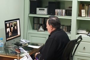 El Arzobispo Castrense dialoga con los capellanes destinados en Aragón, Cataluña y Navarra.