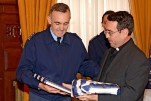 LA ACADEMIA BÁSICA DEL AIRE AGRADECIDA AL VICARIO GENERAL CASTRENSE