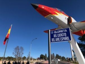 Inauguración de la nueva glorieta del Ejército del Aire Español en la Colonia del Aire de Alcalá de Henares