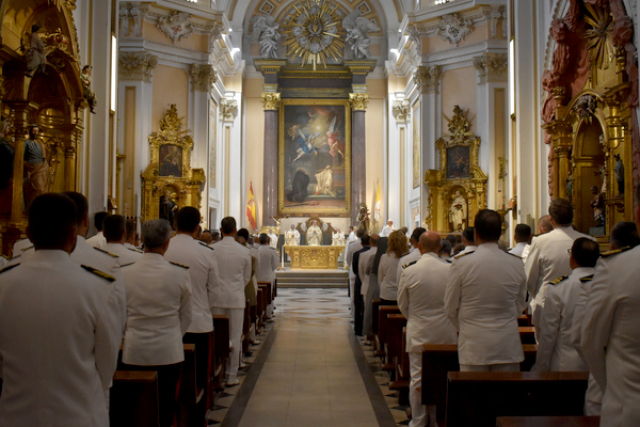 Misa en honor a Nuestra Señora del Carmen en la Catedral Castrense