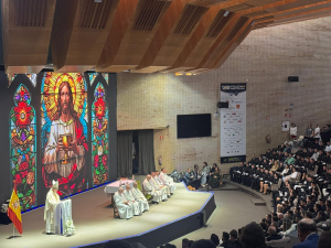 215 alumnos reciben el Sacramento de la Confirmación en la Escuela Nacional de la Policía de Ávila