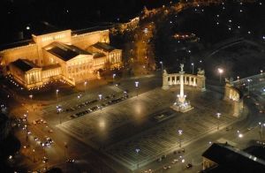 PAPA FRANCISCO ÁNGELUS Plaza de los Héroes, Budapest Domingo, 12 de septiembre de 2021