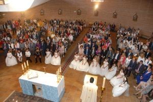 Primeras Comuniones en Nuestra Señora de Loreto - Alcalá