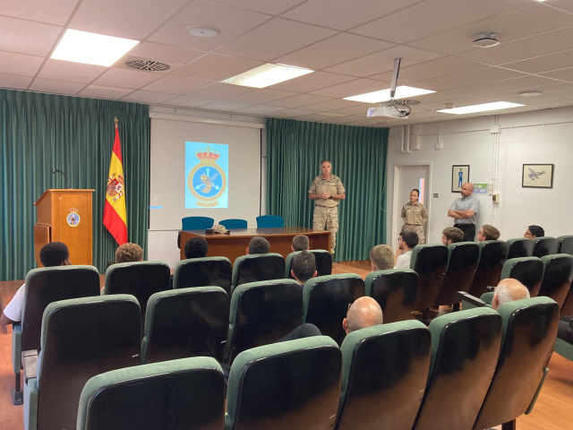 Convivencia vocacional en la Base Aérea de Zaragoza