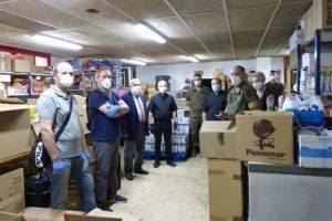 Auxilio del Ejército y la Guardia Civil a los que sufren en Badalona