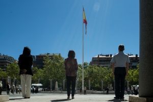 El Ministerio de Defensa rinde homenaje a las víctimas de la Covid