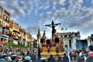 Decreto sobre la Celebración de la Semana Santa en el Arzobispado Castrense