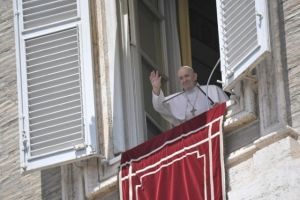 El Papa en el Ángelus: La gratitud, “característica distintiva del cristiano”
